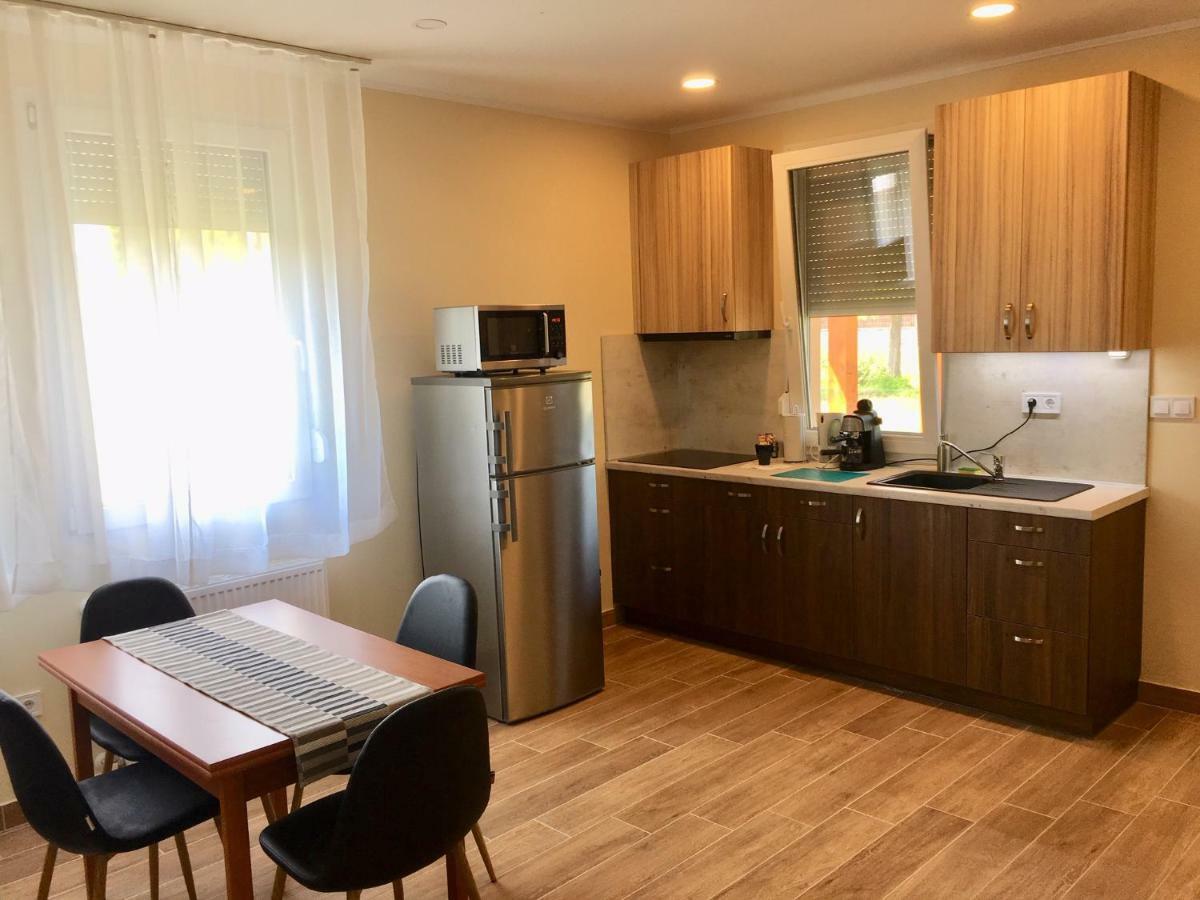 Konrad Apartman Villa Balatonmáriafürdő Eksteriør bilde
