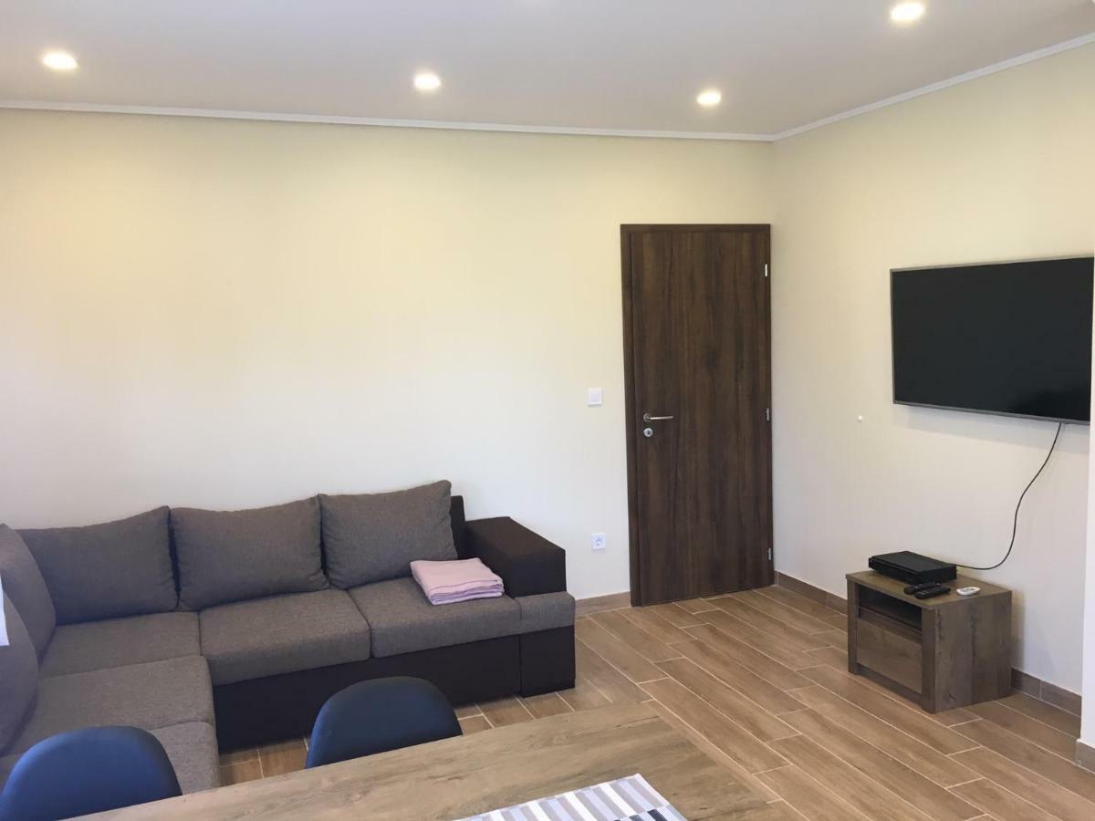 Konrad Apartman Villa Balatonmáriafürdő Eksteriør bilde